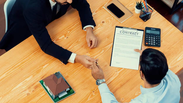 Moving Forward with Confidence with the Support of a Mediator Lydney