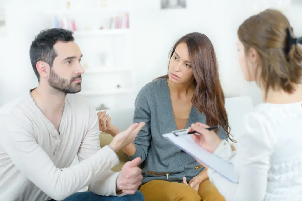 Avoiding Common Pitfalls: Lessons from Experienced Mediators Lydney